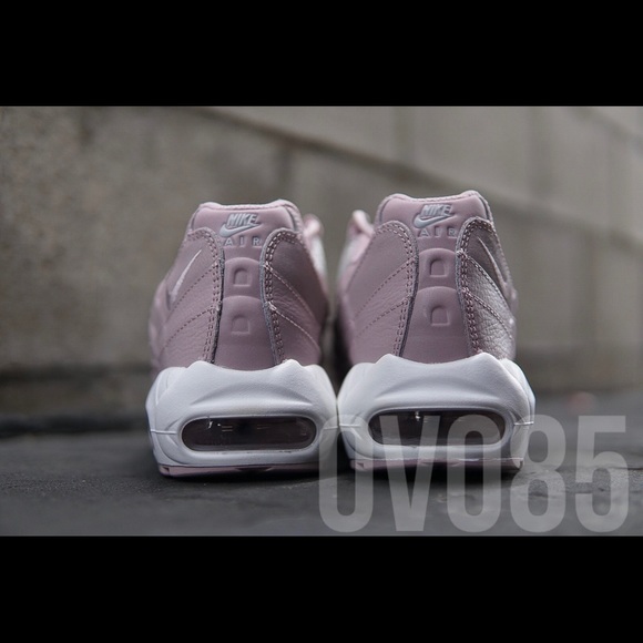 Nike Air Max 95 SE - Picture 3 of 4